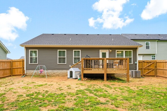 Building Photo - 3 Bedroom Pet Friendly Home For Rent Near ...