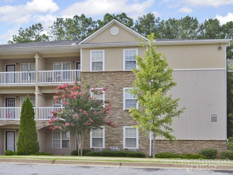 Dwell at the View 1620 Hollywood Rd NW Atlanta GA 30318 Apartment