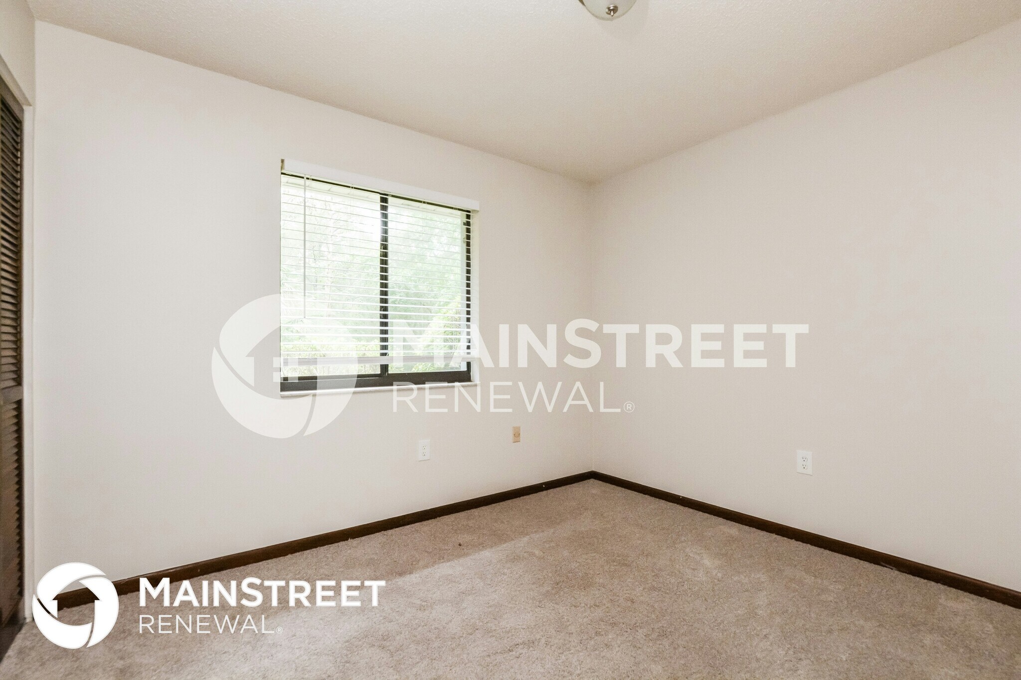 Building Photo - 4020 Park Ave