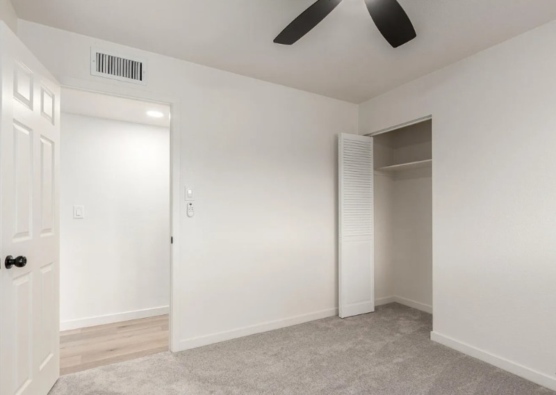 Building Photo - 3939 W Harmont Dr