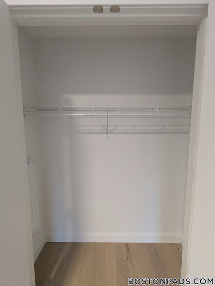 Building Photo - 55 Brighton Ave