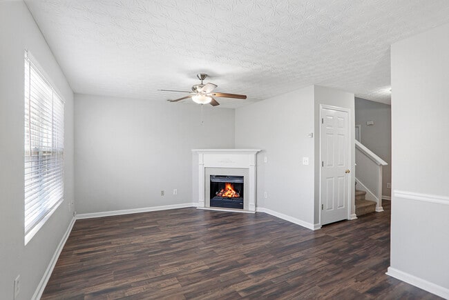 Building Photo - 820 Carlton Pointe Terrace