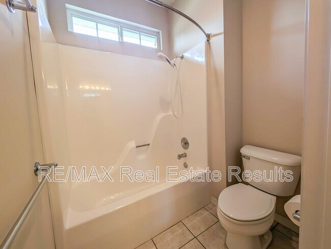 Building Photo - 6454 Norman Ave