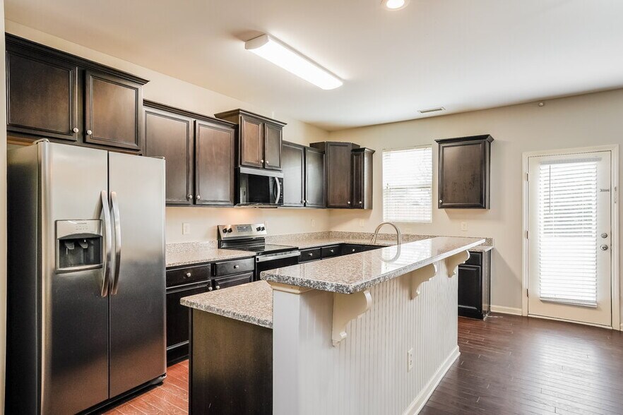 Building Photo - 117 Callahan Trail