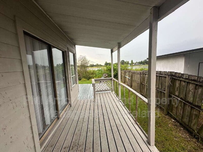 Building Photo - 1108 Country Club Ln