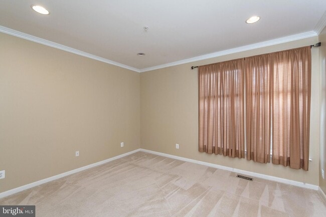 Building Photo - 415 Granville Ct
