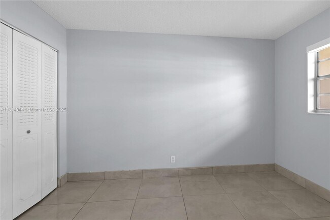 Building Photo - 4100 N 58th Ave