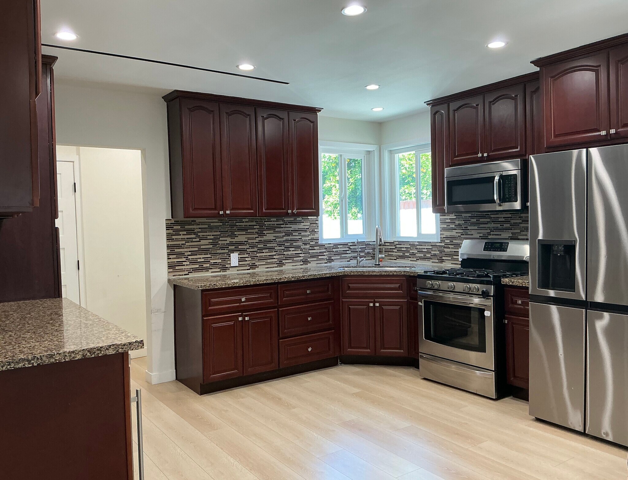 Building Photo - 8561 Kyle St