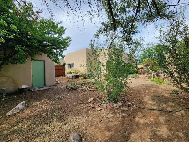 Building Photo - 4028 Paseo del Sol