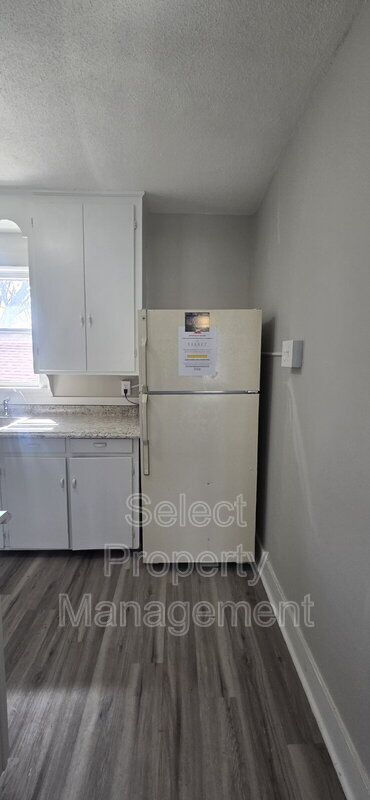 Building Photo - 1235 Huestis Ave