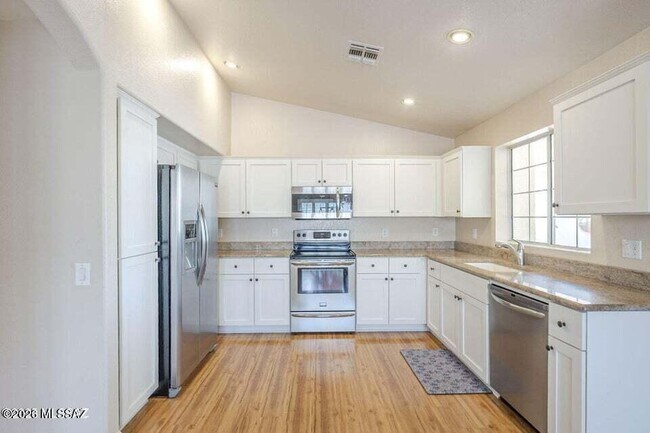 Building Photo - 37514 S Desert Star Ct