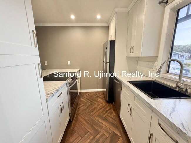 Building Photo - lumif201