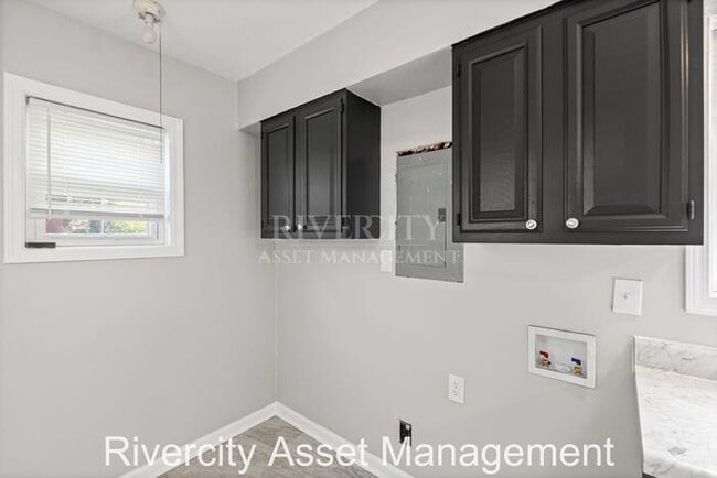 Building Photo - 3129 Curzon Ave