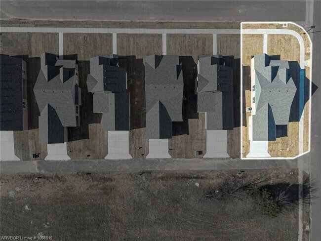 Building Photo - 6801 Fir St