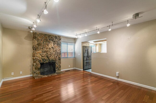 Building Photo - 14965 Dark Star Ct