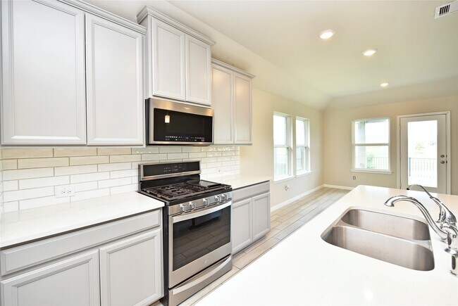 Building Photo - 1214 Oak Barrel Run