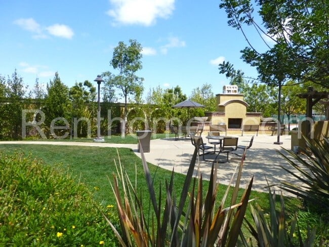 Building Photo - 8926 Spectrum Center Blvd