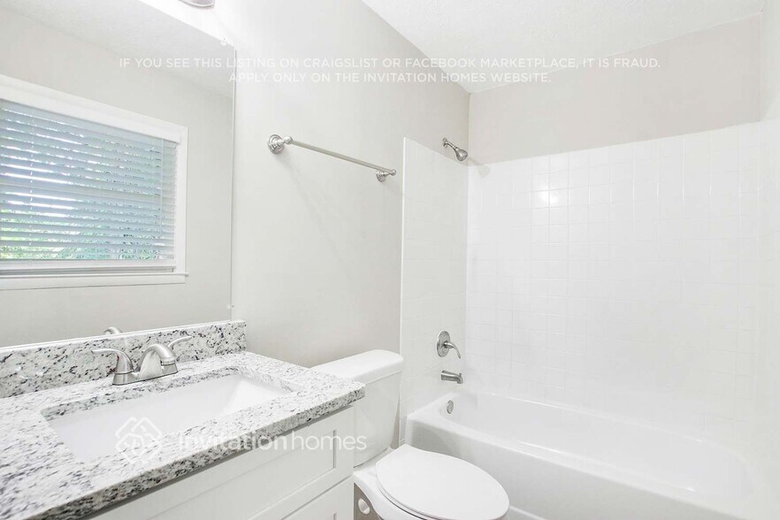 Building Photo - 5447 Blackhawk Dr