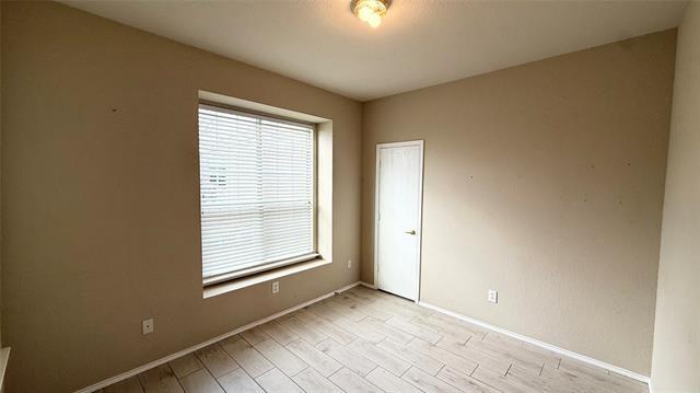 Building Photo - 9904 Blue Bell Dr