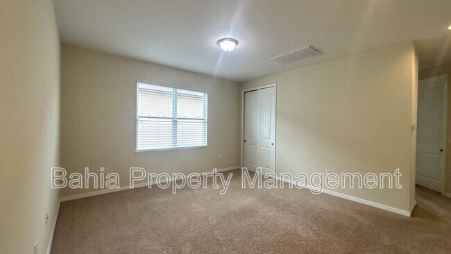 Building Photo - 13833 Bridgewater Crossings Blvd