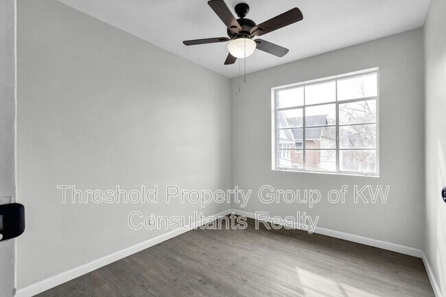 Building Photo - 61 N 21st St