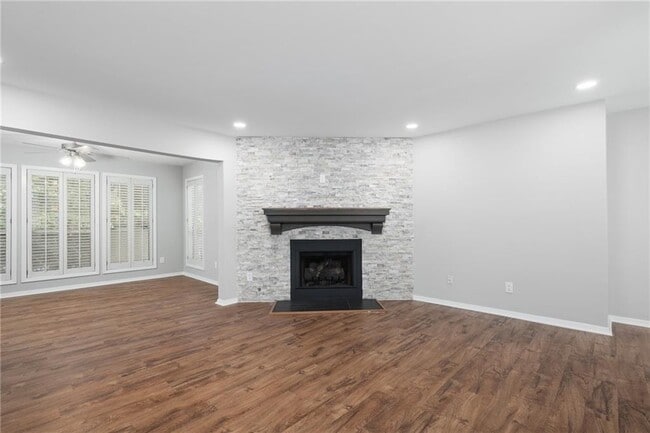 Building Photo - 4211 Canyon Point Cir