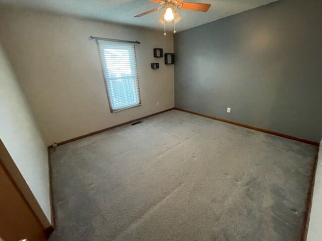 Building Photo - Newly Listed Chatham 3 Bedroom 2 Bath