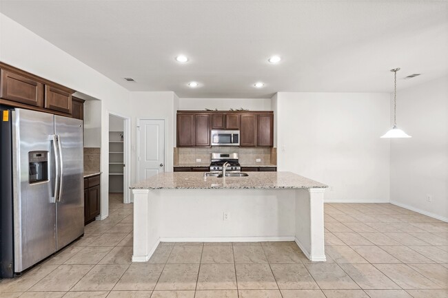 Building Photo - 8410 Green Paseo Pl