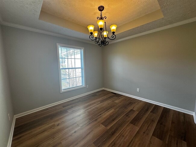 Building Photo - 484 Crossfield Way