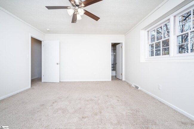 Building Photo - 125 Newgate Dr