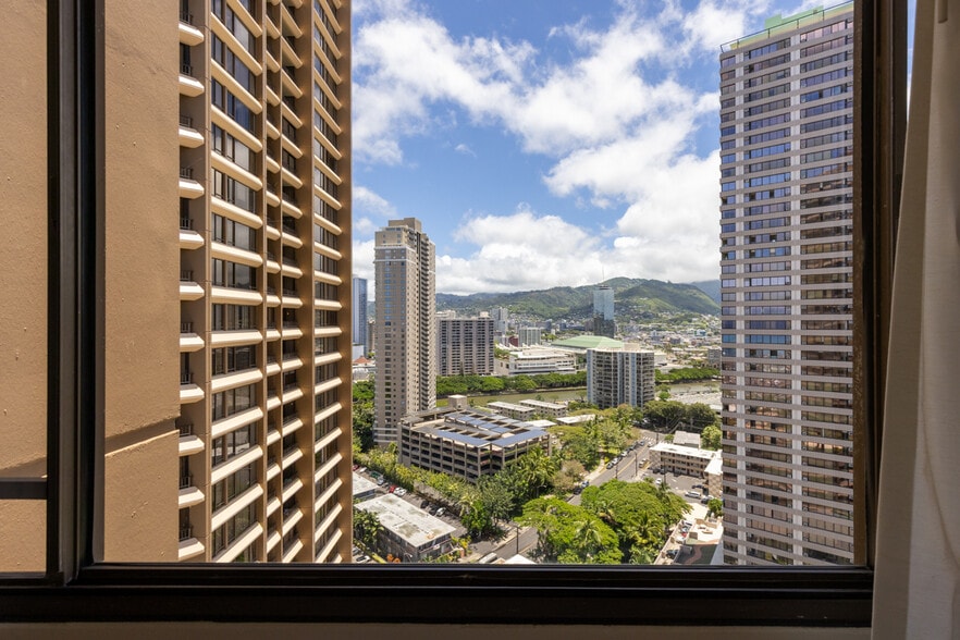 Building Photo - 1778 Ala Moana Blvd