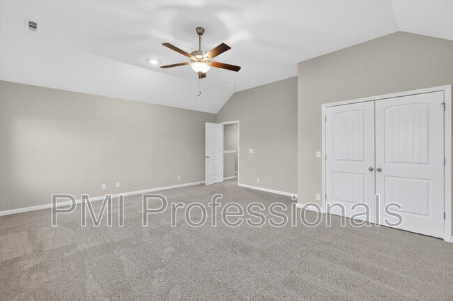 Building Photo - 353 Ruby Cate Wy