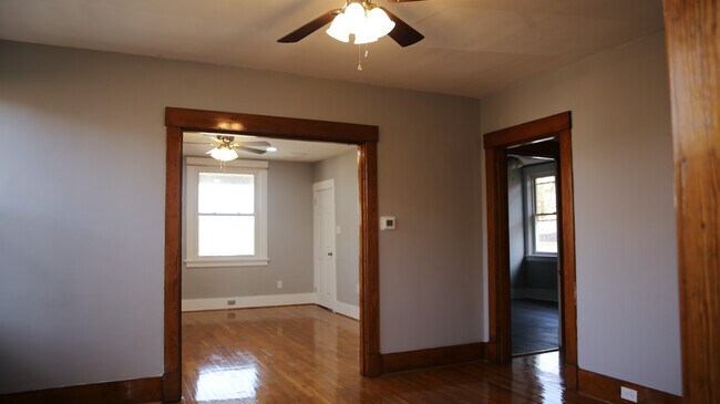 Primary Photo - 1000 Creedmoor Ave