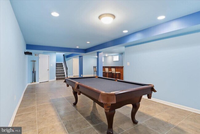 Building Photo - 14017 Broomall Ln