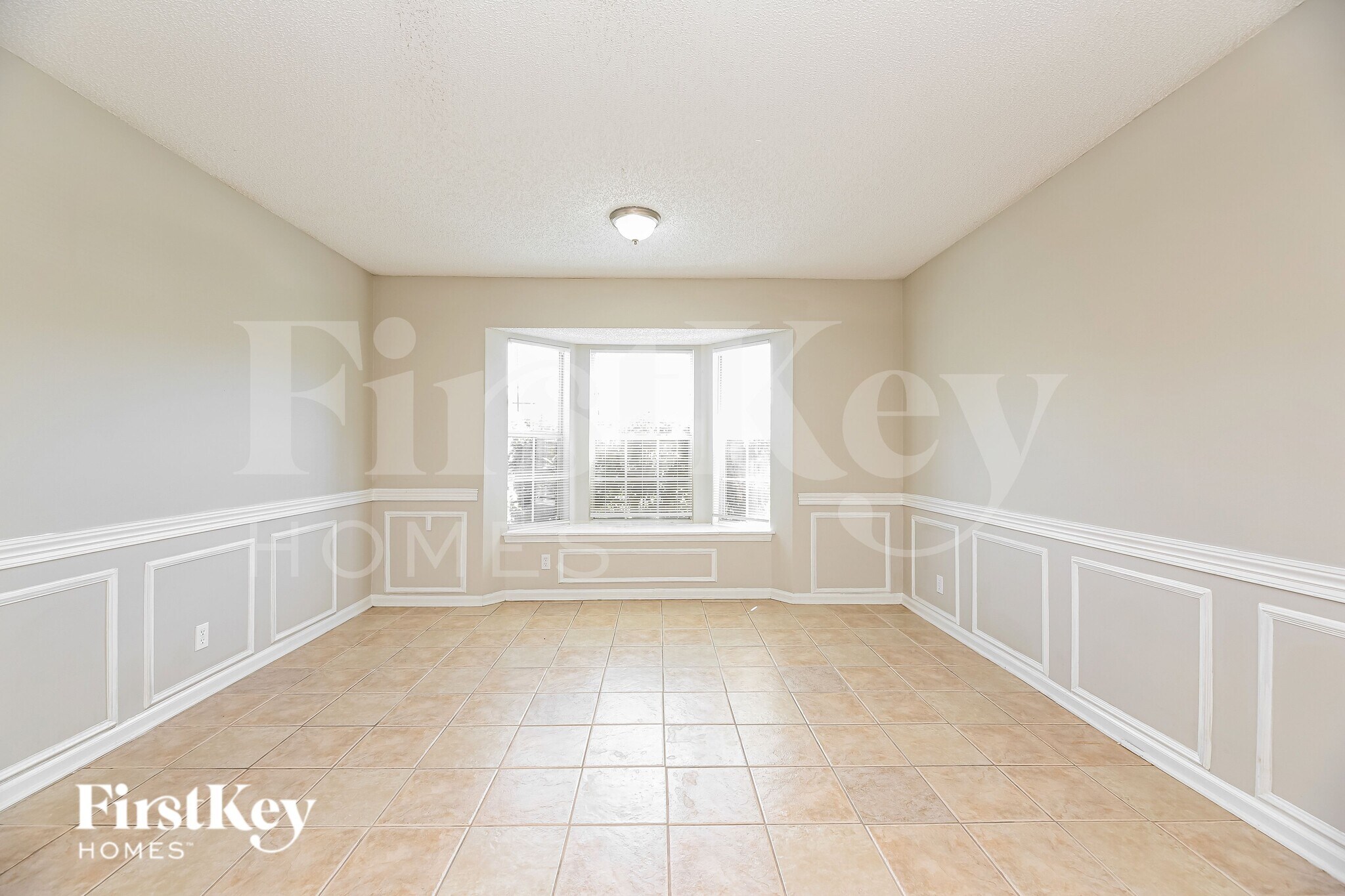 Building Photo - 12621 Ashmore Green Dr