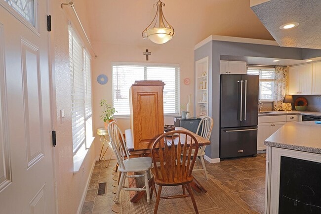 Building Photo - 2642 Fanto Ct