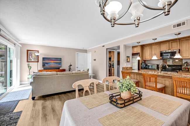 Building Photo - 4020 Porte La Paz