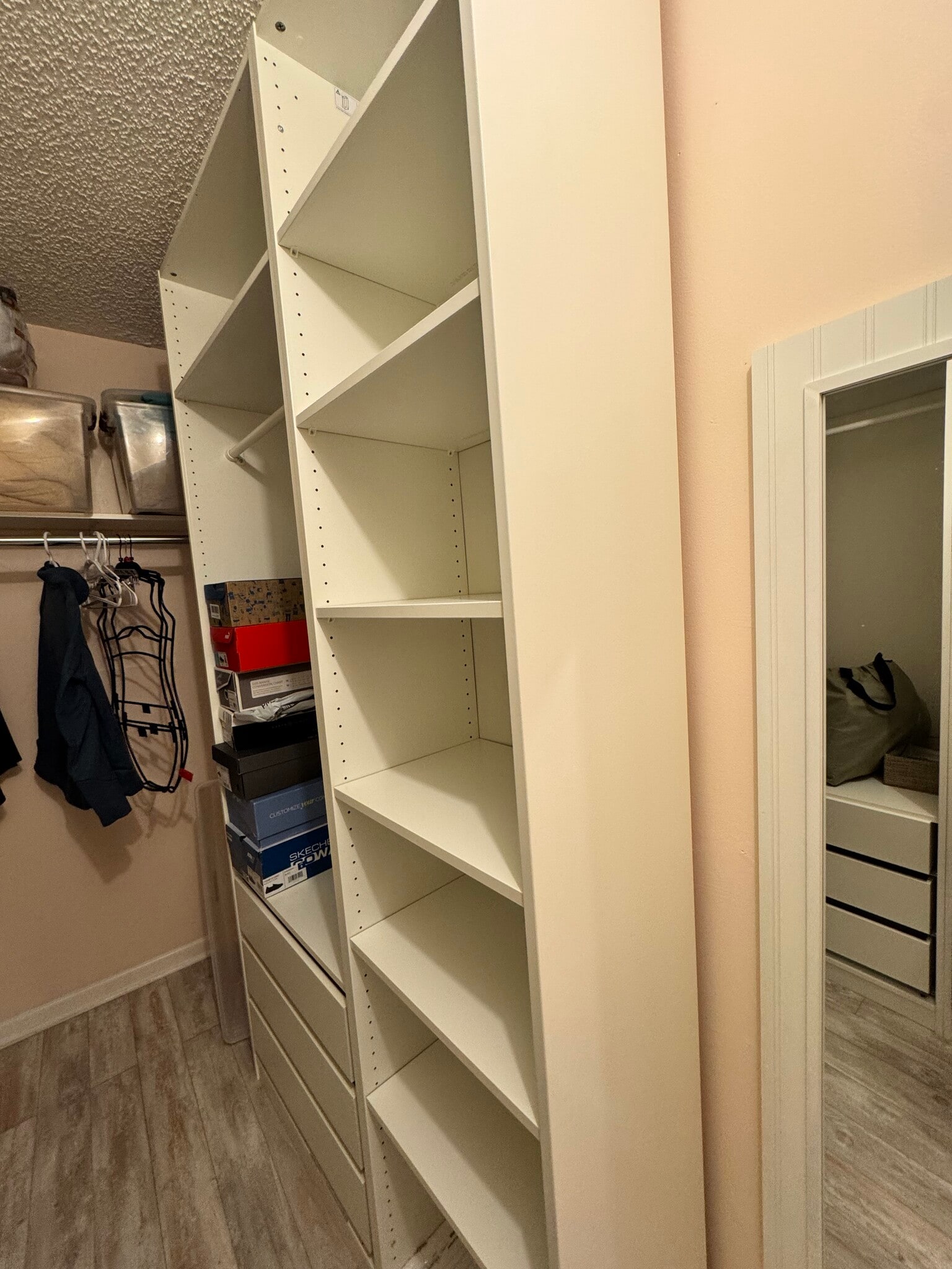 Master closet - 4007 Yarmouth a