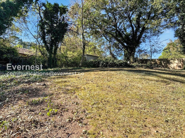 Building Photo - 1214 Calhoun Ave