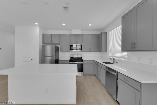 Building Photo - 5925 Obsidian Sky Ave
