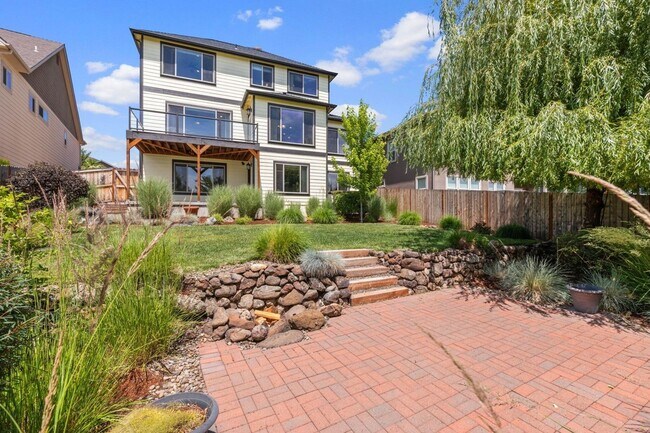 Building Photo - 4334 Vineyard Terrace