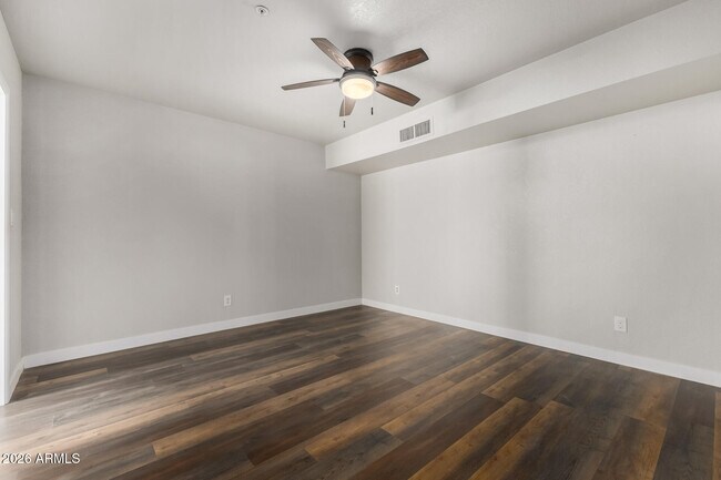 Building Photo - 15014 N 20th St