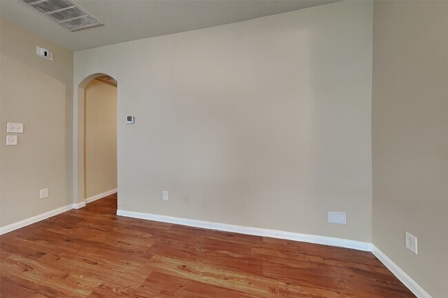 Building Photo - 21606 Nella Cir