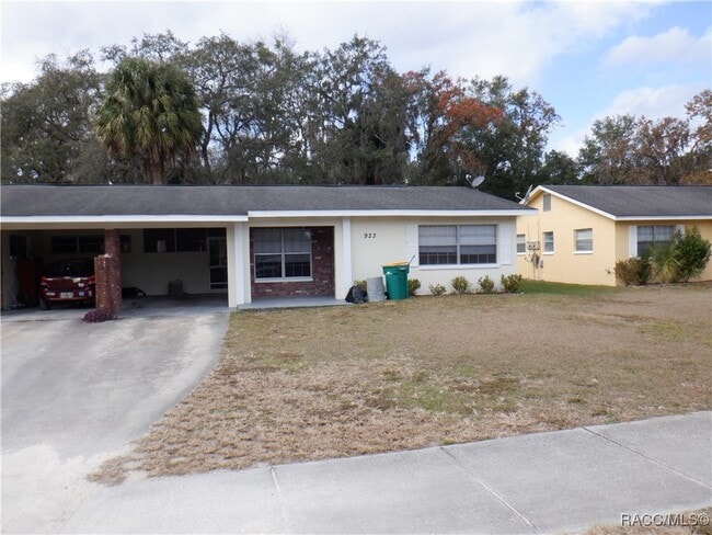 Primary Photo - 923 E Turner Camp Rd