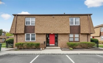 Building Photo - 80 New Holland Village