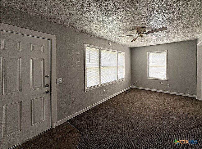 Building Photo - 306 N Ann Blvd