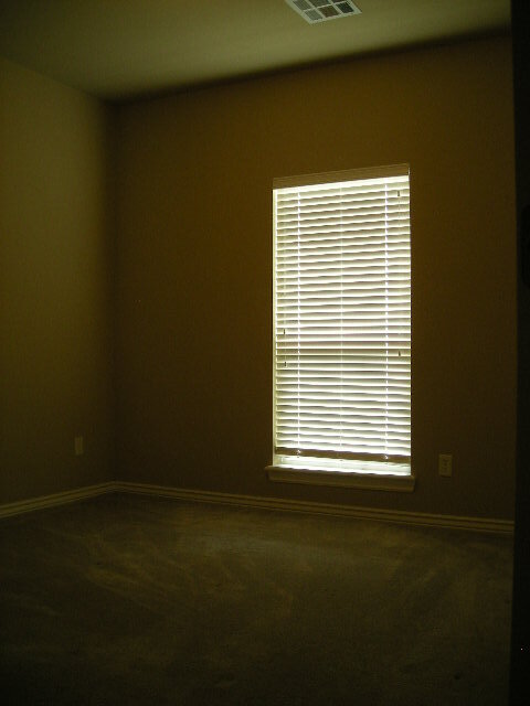 Building Photo - 833 SW 40th St