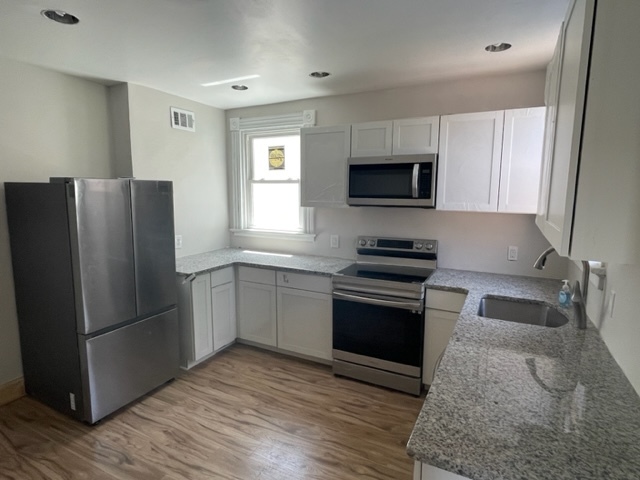 2nd floor main kitchen - 3643 Brooks Ave