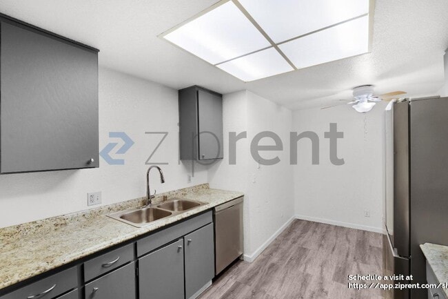 Building Photo - 1800 U St