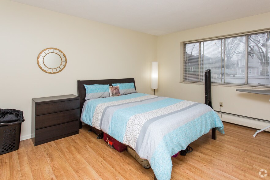 Interior Photo - Malom Trust Apartments